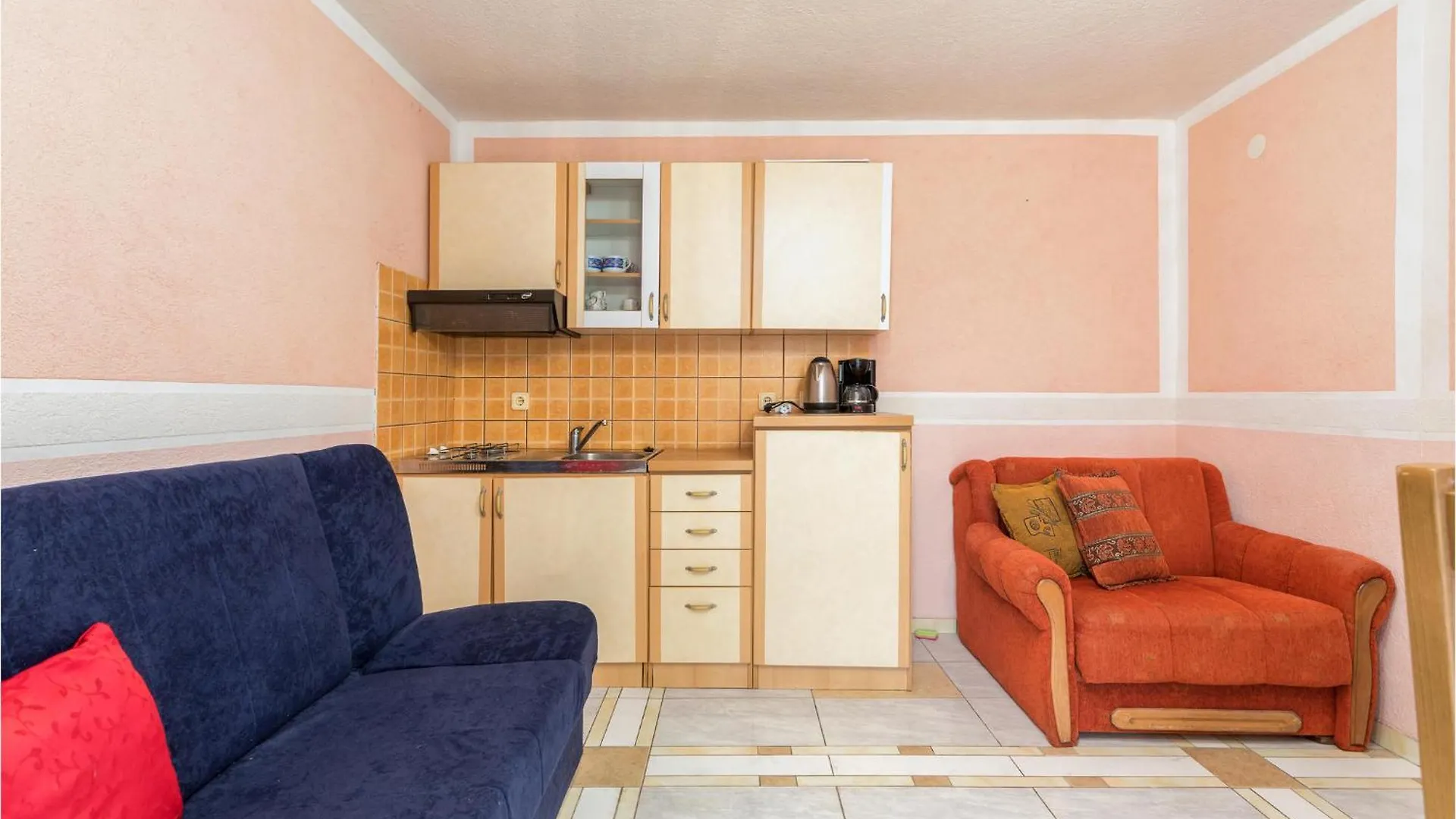 Amazing Apartment In Fazana With Kitchen