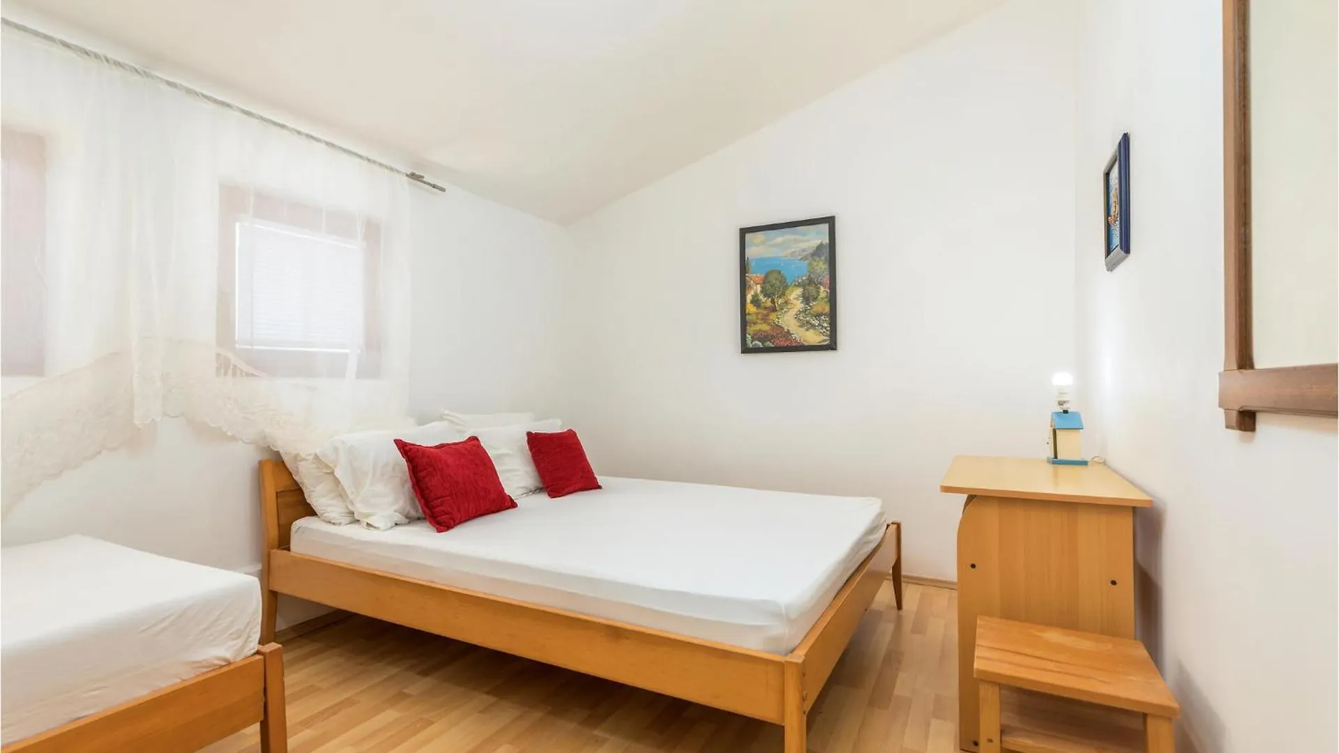 Amazing Apartment In Fazana With Kitchen